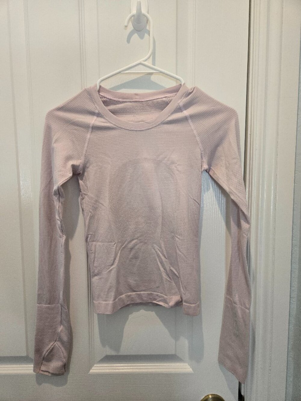 Lululemon Swiftly Long Sleeve - light pink